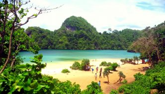 Daftar Pantai di Jawa Timur Yang Wajib Dikunjungi