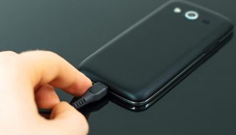 Tips Mempercepat Charging Baterai HP Android