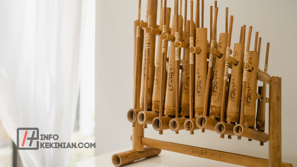 Sejarah Alat Musik Angklung